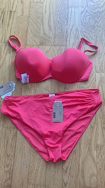 Яскравий купальник Calzedonia. Розмір ХЛ 