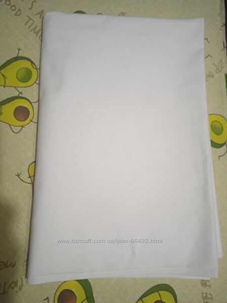 Біле простирадло 240 на 170 см.