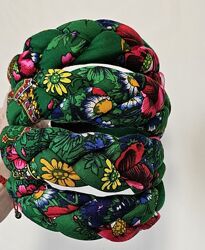 Український обємний обруч коса