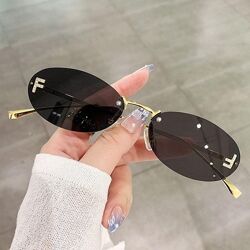 Сонцезахисні окуляри в стилі Fendi.