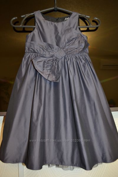 Красивое нарядное шикарное платье девочке