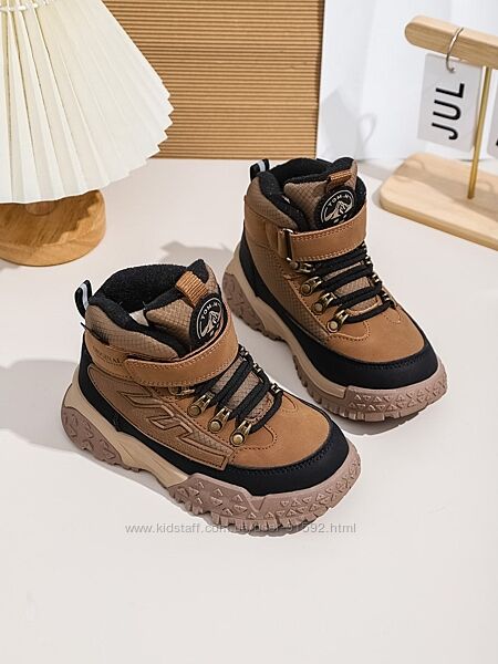 Зимові черевики 28-35 розмір з натуральною овчиною всередині, якість супер