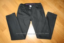  штани чорні шкільні на дівчинку 10-11 років фірми Coccodrillo.