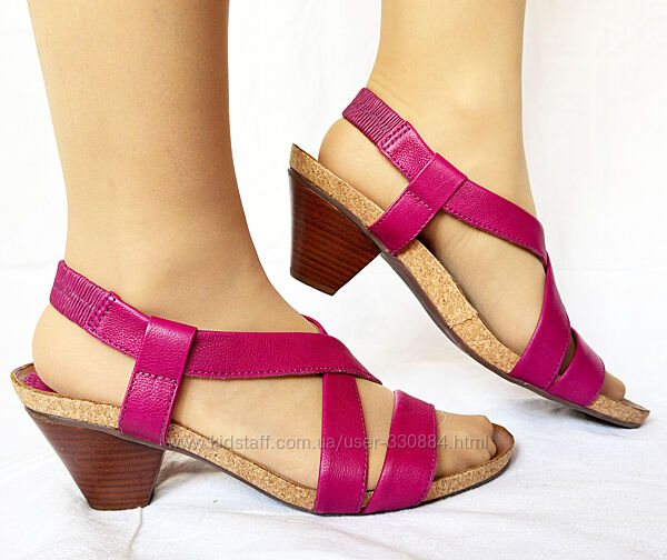 817. Босоніжки шкіряні ARA 40,5 р.