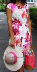 Очаровательное мини платье с цветочным принтом, Италия, Скидка