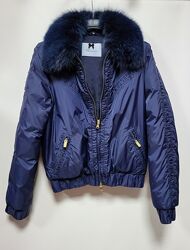 Шикарний пуховик  BLUMARINE оригінал, размір М.