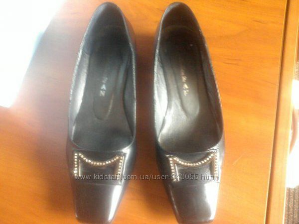 Женские туфли