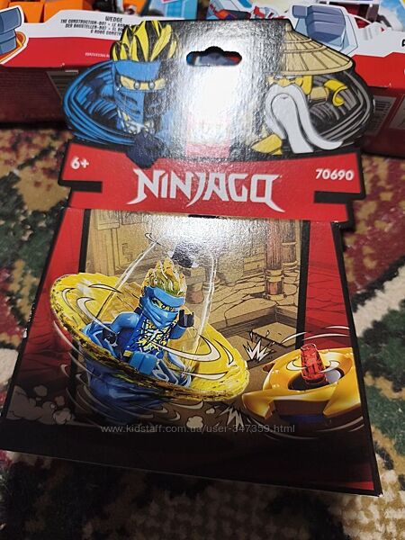Конструктор LEGO NINJAGO Тренування спін-джитсу ніндзя Джея 70690