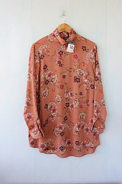 Подовжена блуза у квітах primark