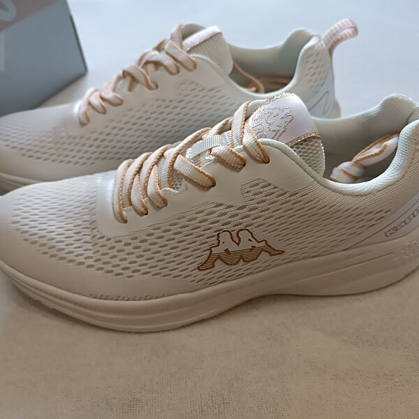 Kappa женские кроссовки белого цвета 40р.