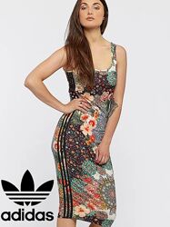 Молодёжное яркое платье adidas 