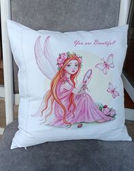 Подушка подарочная, дизайнерская. 