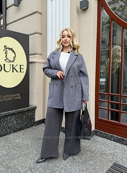 Удлиненный женский жакет из кашемира на плотном велюре