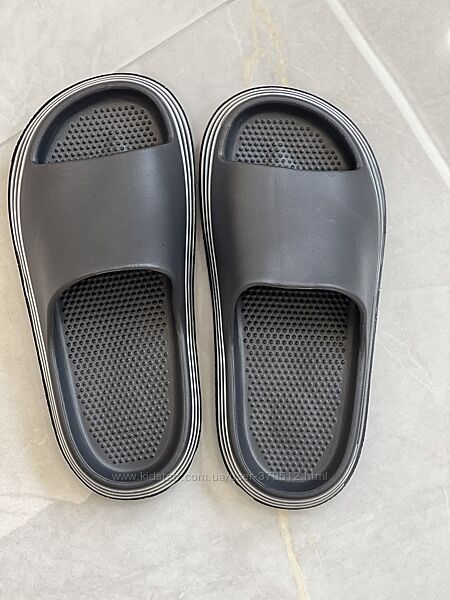 Шлепанцы мужские, очень удобные