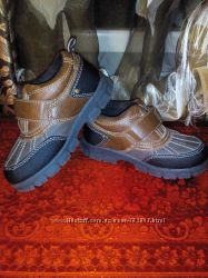 Демисезонные добротные ботиночки Arisona jean р-р 27, стелька 17 см