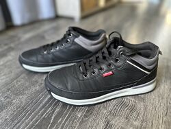 Демісезонні черевики Levi&acutes 