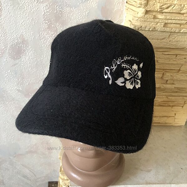 Демисезонная бейсболка тракер с вышивкой. 5658 см