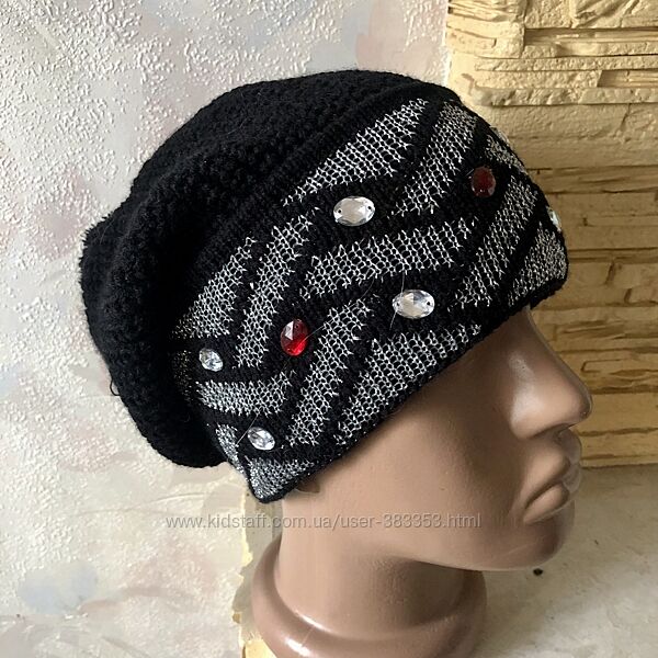 Двойная зимняя шапка Толстой вязки с орнаментом