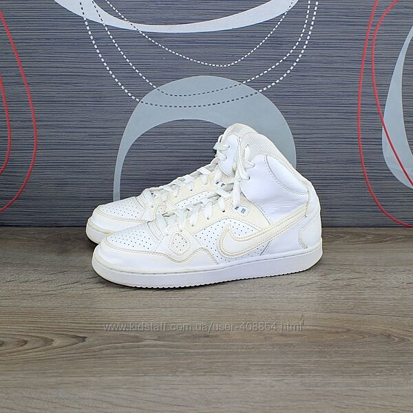 Кросівки Nike