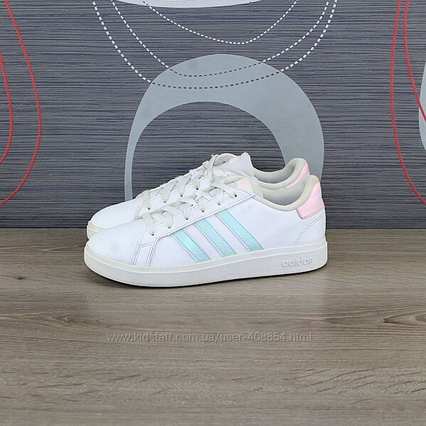 Кросівки Adidas