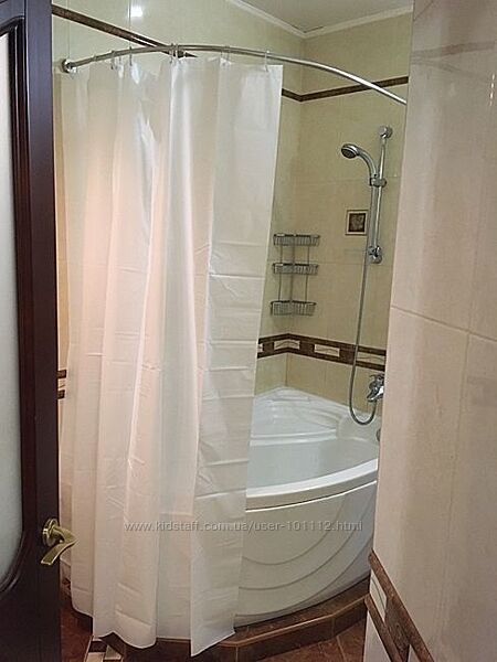 Качественные и красивые . Шторки для ванной ИКЕА . В наличии .