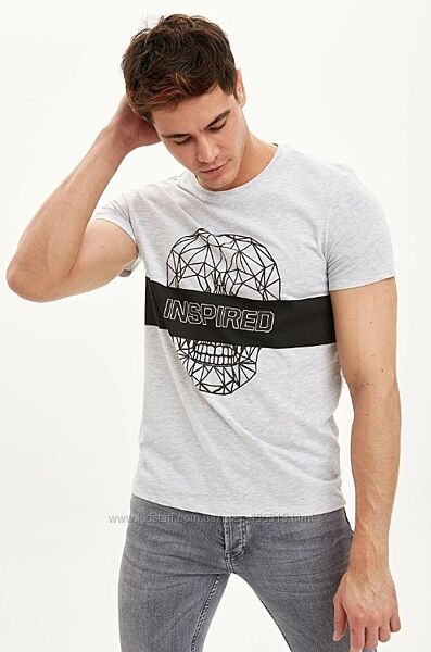 Серая мужская футболка Defacto / Дефакто с принтом-череп