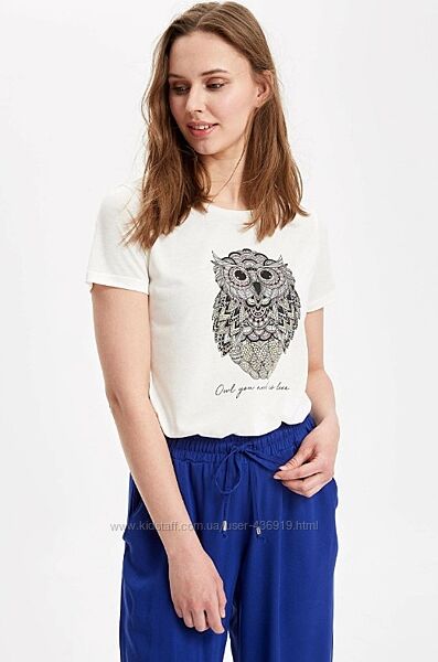 Белая женская футболка Defacto/Дефакто с разноцветной совой