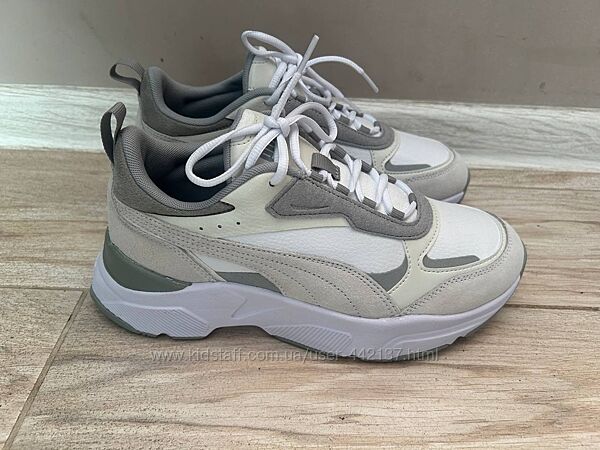Puma зручні кросівки 40р-26см