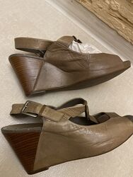 Clarks босоножки кожаные 