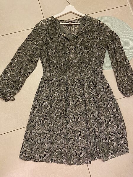 Платье  H&M