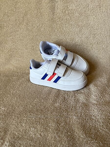 Кросівки Adidas Breaknet Lifestyle Court р.27 устілка 17см
