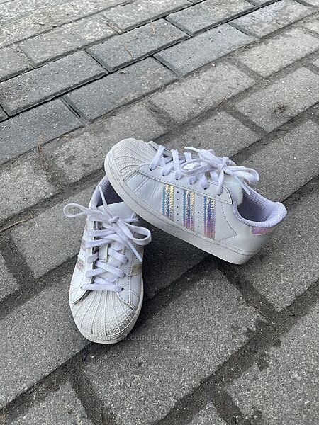 Кроссовки Adidas  оригинал 30
