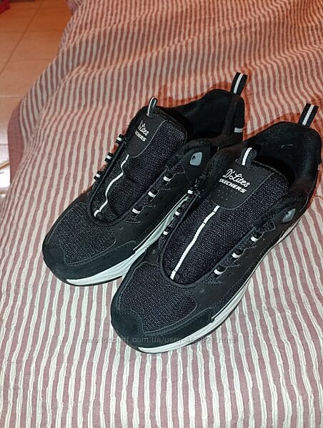 Кросівки Скечерс утеплені баєчкоюплюш,39 розмір .