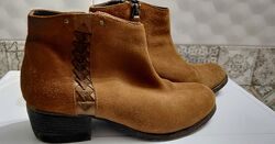 Козаки Clarks замшеві р 38