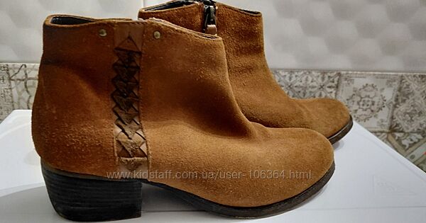 Чобітки Clarks замшеві р 38