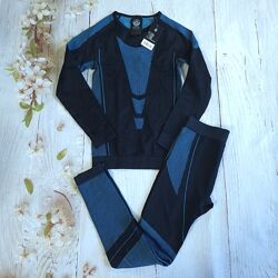 Зональное бесшовное термобелье Crivit в размере 146-152