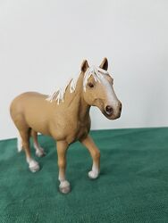 Лошадь Schleich Palomino Stallion