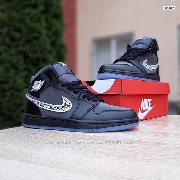  Кроссовки Nike Air Jordan 1 Retro, рефлективные