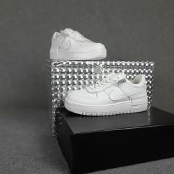 Кроссовки женские Nike Air Force 1 Shadow, белые 