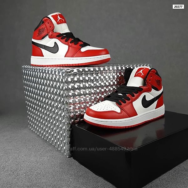  Кроссовки Nike Air Jordan 1 Retro, белые с красным
