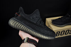 Кроссовки женские Adidas Yeezy Boost 350 v2, черные