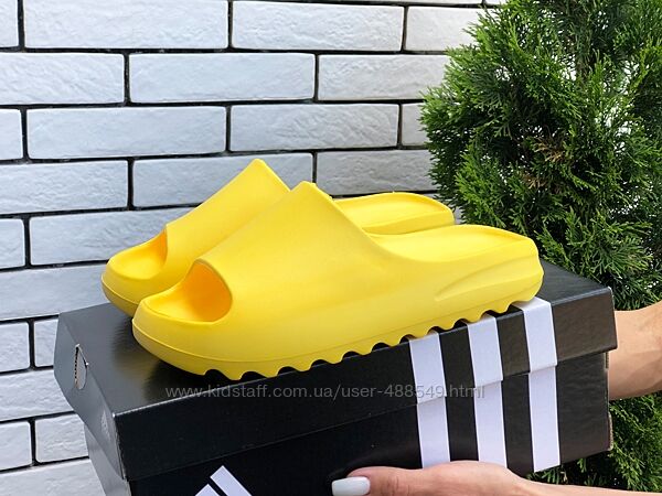 Шлепанцы женские Adidas Yeezy Slide, желтые