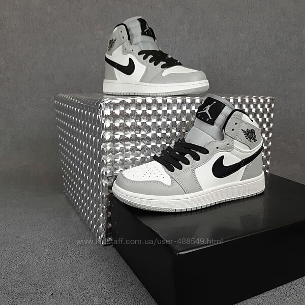Кроссовки мужские высокие Nike Air Jordan , белые с серым 41-45р