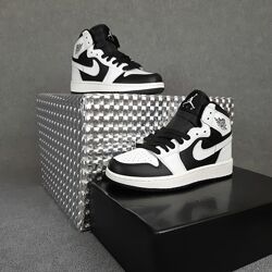 Кроссовки мужские высокие Nike Air Jordan , белые с черным