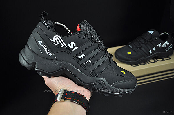 Кроссовки мужские Adidas Terrex Swift, черные, осень