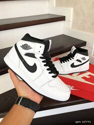 Кроссовки подростковые Nike Air Jordan, белые с черным, 36-41р