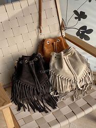 Замшева сумка bucket bag з бахромою. Замшевая сумка с бахромой Италия