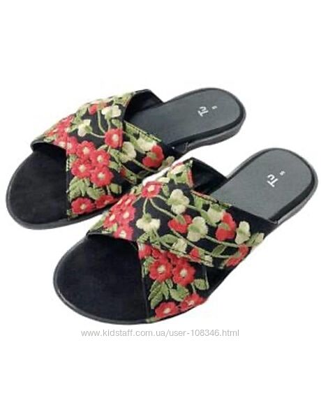 Шльопанці шльопки з вишивкою вишиванка чорні базові сабо трендові модні пов