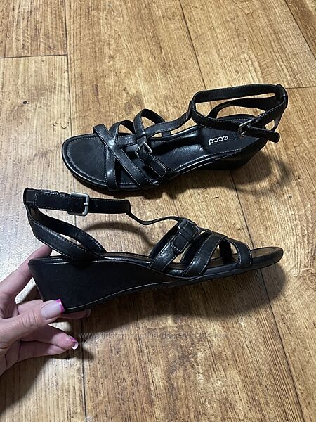 Босоніжки ессо р-38