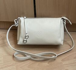 Бежевая удобная сумочка кроссбоди Vera Pelle , Италия 